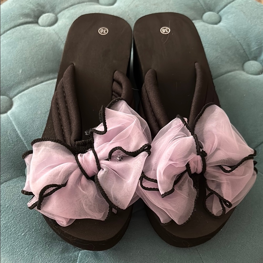 Elegant Black and Violet Purple Women's Slides